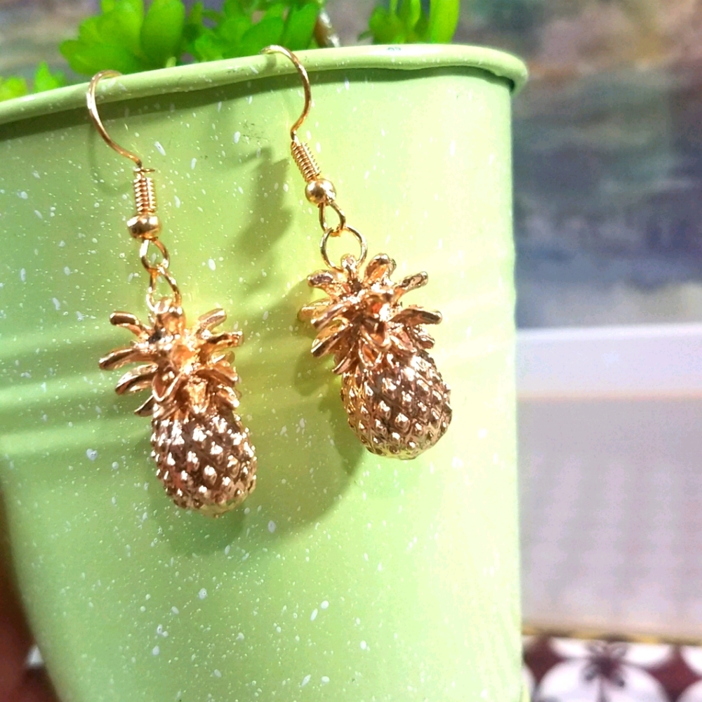 Pineapple Dangle Earrings - image 1